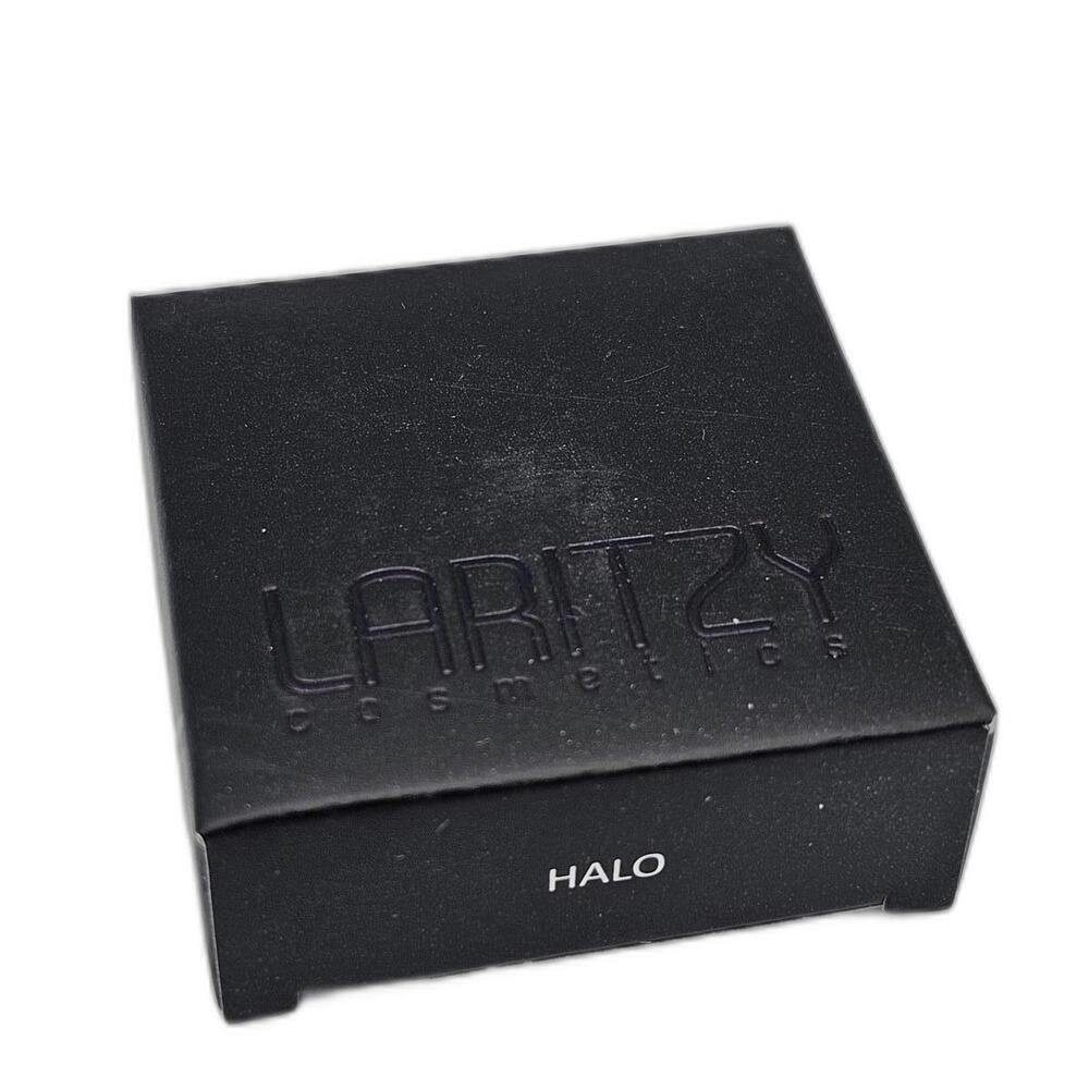 Laritzy Cosmetics Halo Highlighter